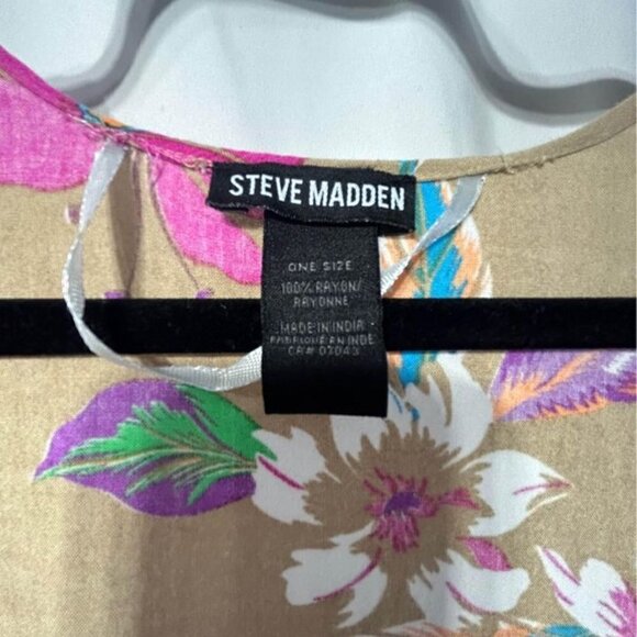 Steve Madden woman’s swimsuit coverup. Excellent condition. One size. - Picture 2 of 9